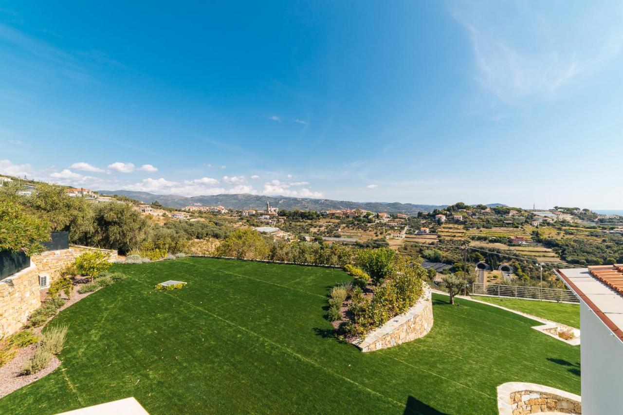 Villa Sabrina Riviera Dei Fiori A Picco Sul Mare Con Piscina Privata ,Wellness & Spa Imperia Exterior foto